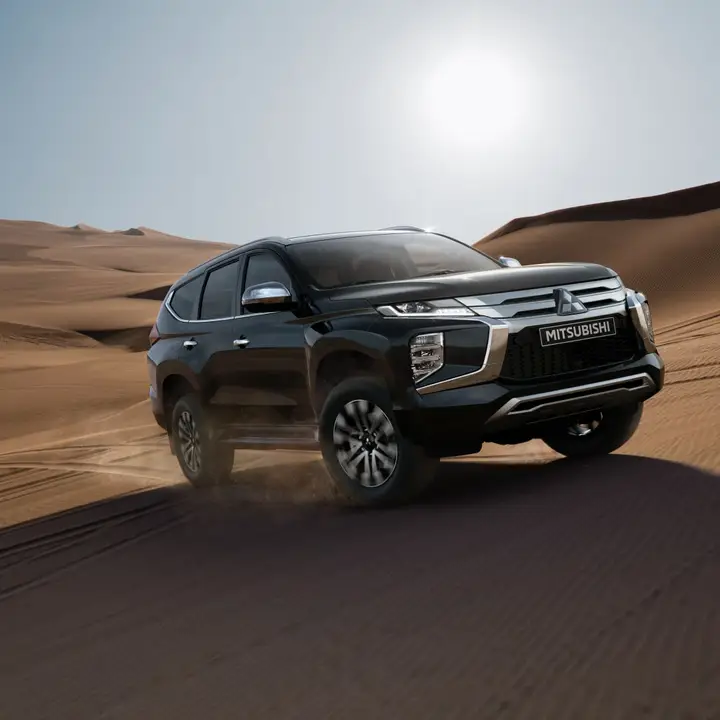 The Montero Sport has a full-time 4WD system that’s already well-proven. It’s called Super Select 4WD-II and creates maximum stability and traction. Use the Drive Mode Selector dial to change easily between the 2WD setting and 4WD settings whilst on the move. When the going gets particularly tough, lock the centre differential using the 4HLc and 4LLc settings.