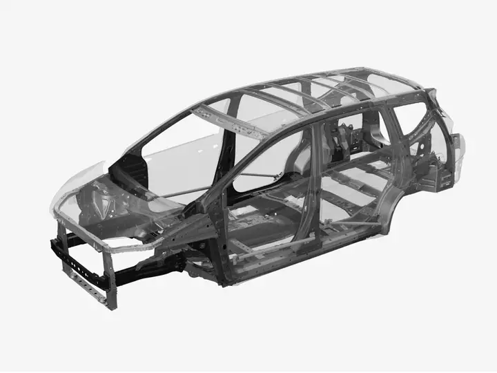 The Xpander and the Xpander Cross have uniquely strong bodies held together with welds and then further reinforced. Front suspension is provided by a Macpherson strut and the rear suspension is a torsion beam. The result is a rigid body and stable ride on the most demanding roads.