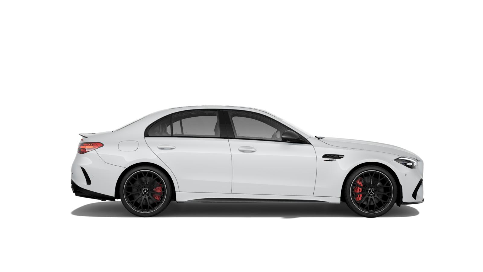 An inspiring appearance: 50.8 cm (20-inch) AMG cross-spoke forged wheels, painted in matt black with a high-sheen finish.