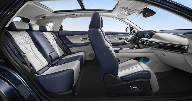 Enjoy a wide body space.
