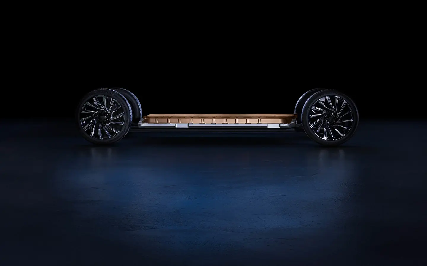 Flirt with the asphalt with the help of our Battery Platform and its near 50/50 vehicle weight distribution and a low center of gravity. Spirited performance, thrilling agility and electric muscle are yours to command.
