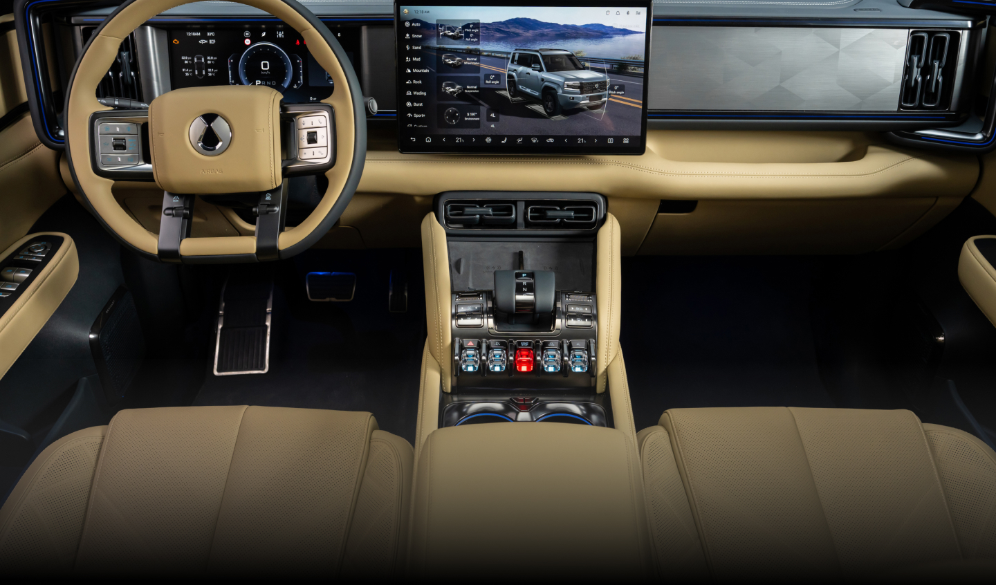 Every time you start the car, the shift lever rises gracefully, the transparent crystal buttons gleam, the electric massage seats activate thoughtfully, and a sense of ceremony washes over you.