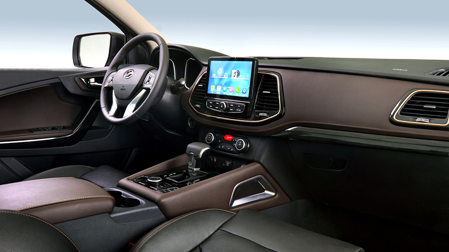 5-in-1 Vehicle A/V System, Smart Auto Computer (10-item information displayed) and tire pressure and temperature monitoring.