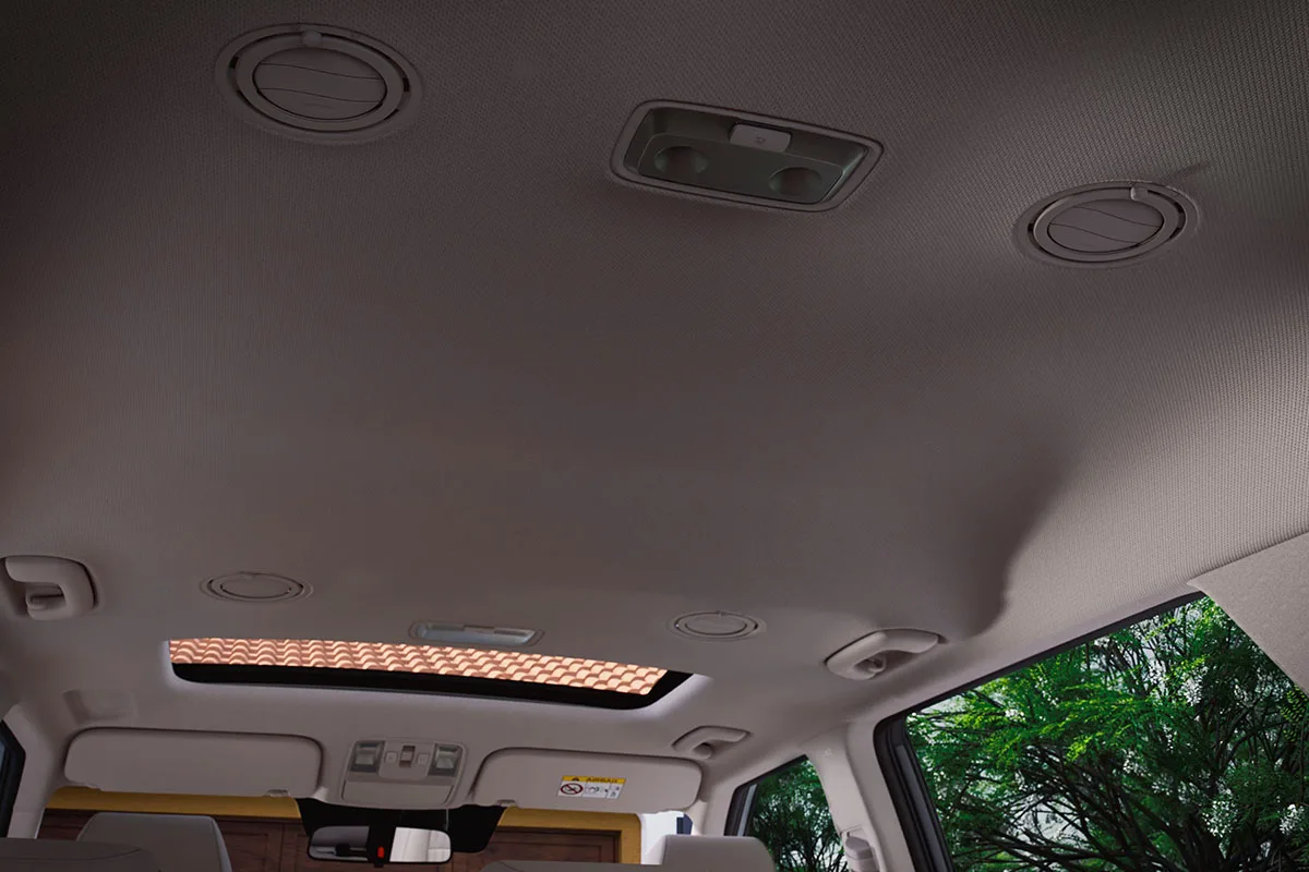Experience superior climate comfort with roof-mounted air vents that deliver cool, gentle airflow to every seat, keeping the whole family comfortable.