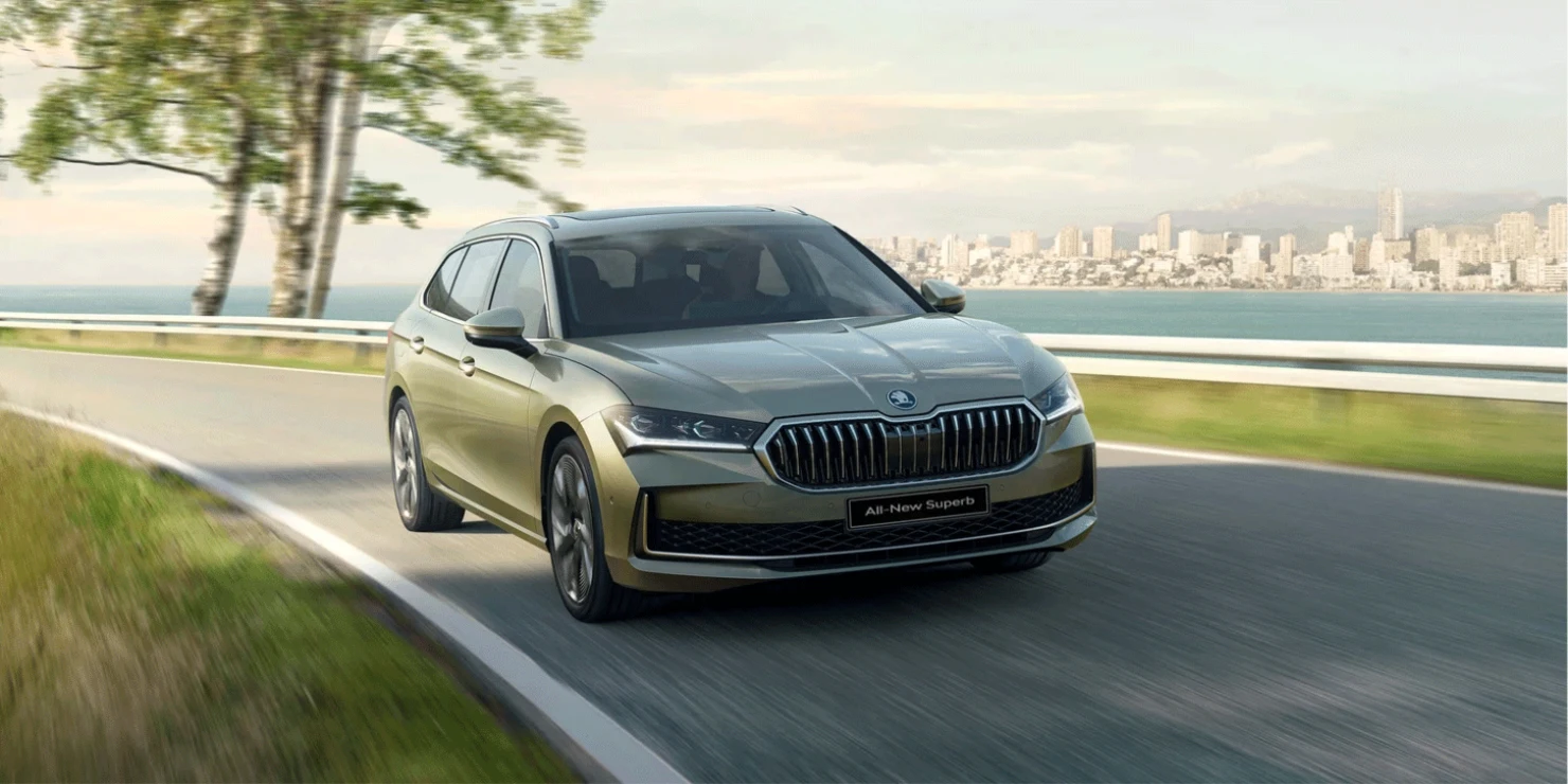 Instantly recognizable with crystalline design LED matrix beam headlights and octagonal radiator grille.