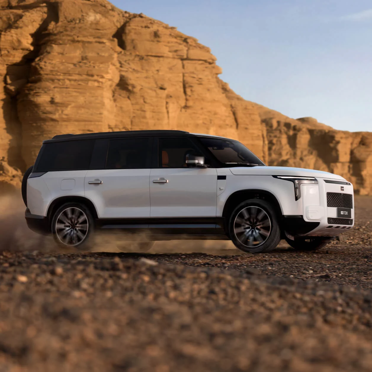 ROX ADAMAS Redefines Outdoor Luxury Aesthetics