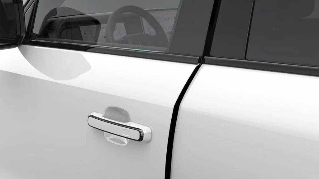 All five doors feature soft-close functionality for timeless elegance.