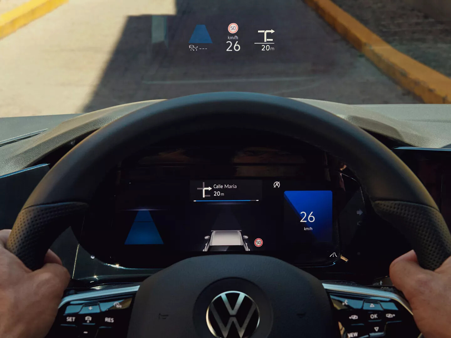 Being able to check all the most important information while also keeping an eye on the road: this is the main advantage of the optional head-up display in your Golf. Part of the windscreen becomes a projection area that can display your speed, messages from your driver assist systems or navigation instructions. The projection itself is still clearly legible, even when light is shining directly onto the windscreen. And you can switch off the display at any time if you no longer need it.