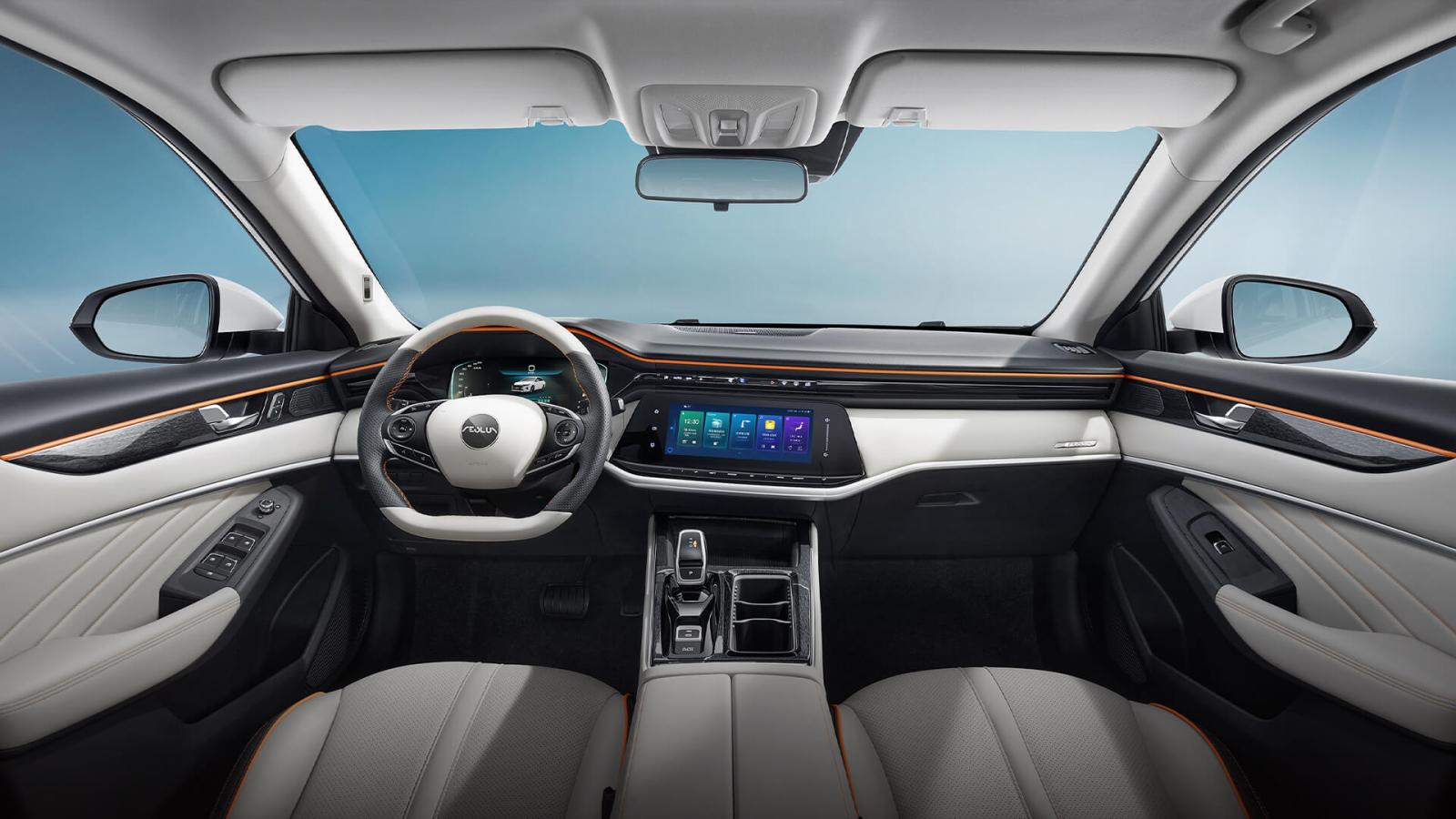 Smooth navigation and advanced safety alerts.