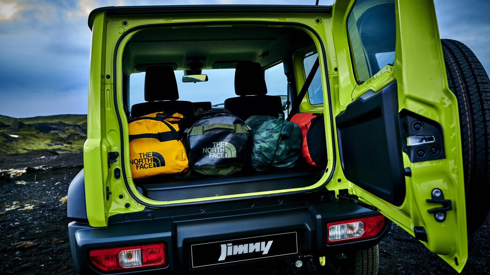 Whether navigating the urban jungle or exploring off the beaten track, the Jimny offers ample space and practical storage to accommodate every need.