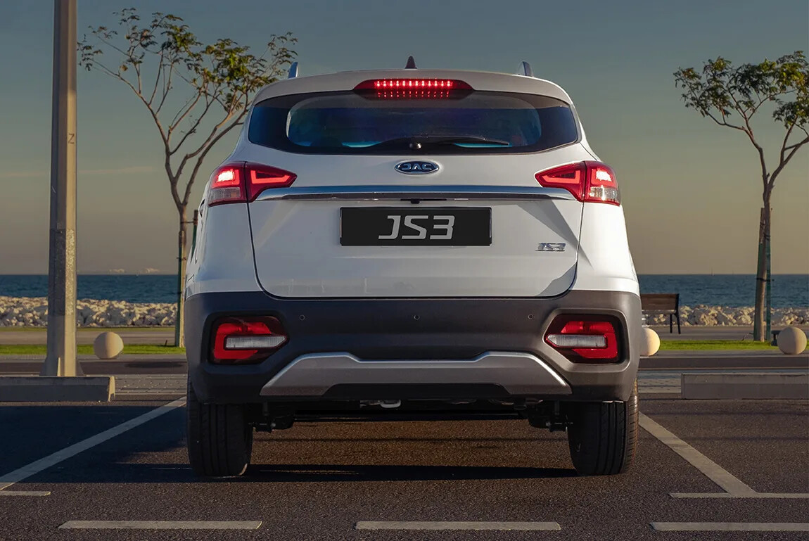 The rear of the JS3 is defined by modern taillights and a clean, uncluttered design, creating a well-rounded, sophisticated appearance.