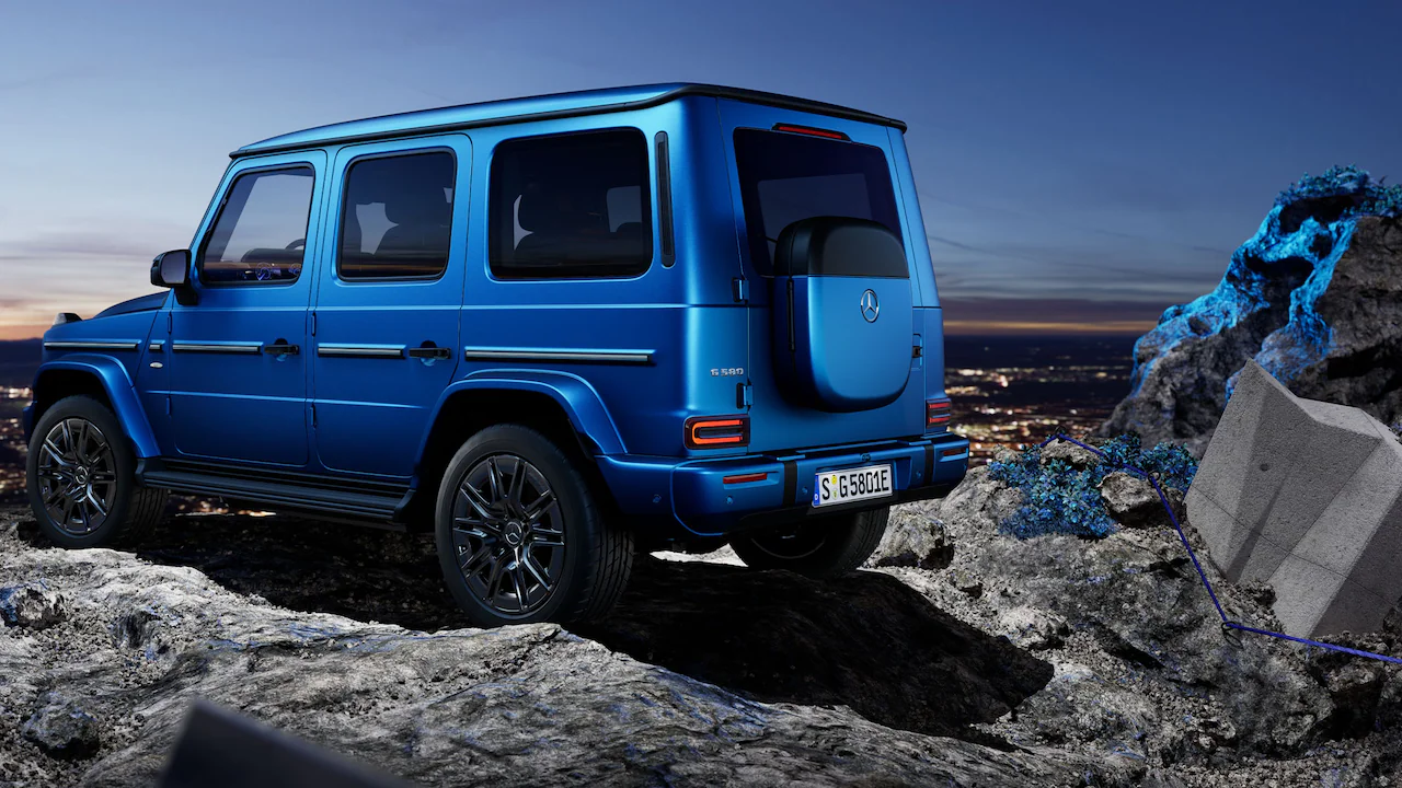 A new, elegant design that enhances the car`s rear aesthetics while ensuring optimal functionality.