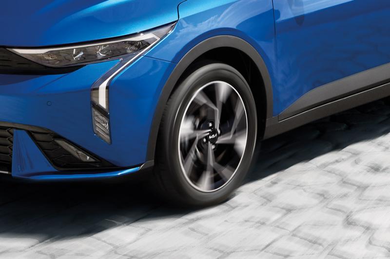 Brakes wheels individually in risky situations to prevent skidding, oversteer and understeer.