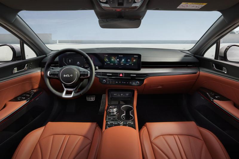 The new K5 delivers comfort to everyone with plenty of interior space.