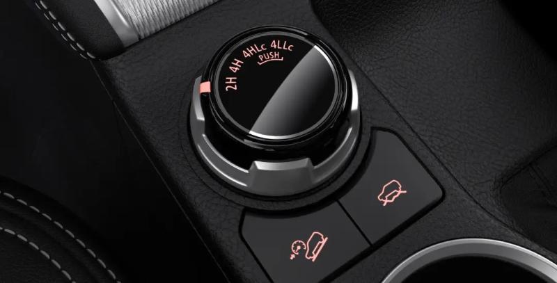 Advanced 4-wheel drive technology offers superior capabilities. Drive with confidence in all road conditions. Easily switch to the full-time all wheel control (4H) system when you need to accelerate on wet roads, improving traction and enhancing safety.